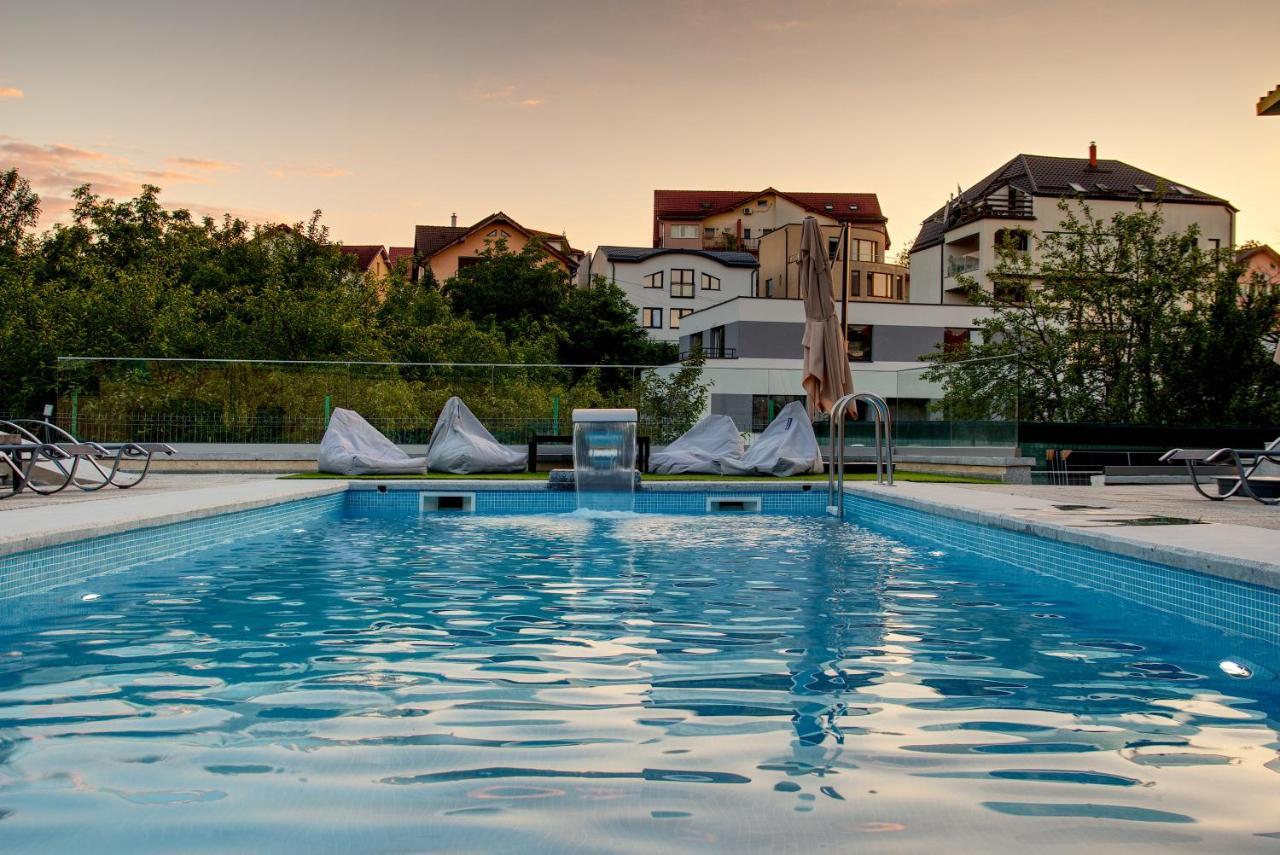 Panorama Deluxe Aparthotel Cluj-Napoca Exterior foto