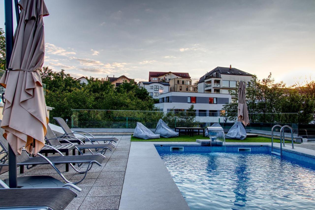 Panorama Deluxe Aparthotel Cluj-Napoca Exterior foto